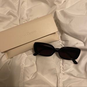 Velvet Canyon Zou Bisou sunglasses - Black